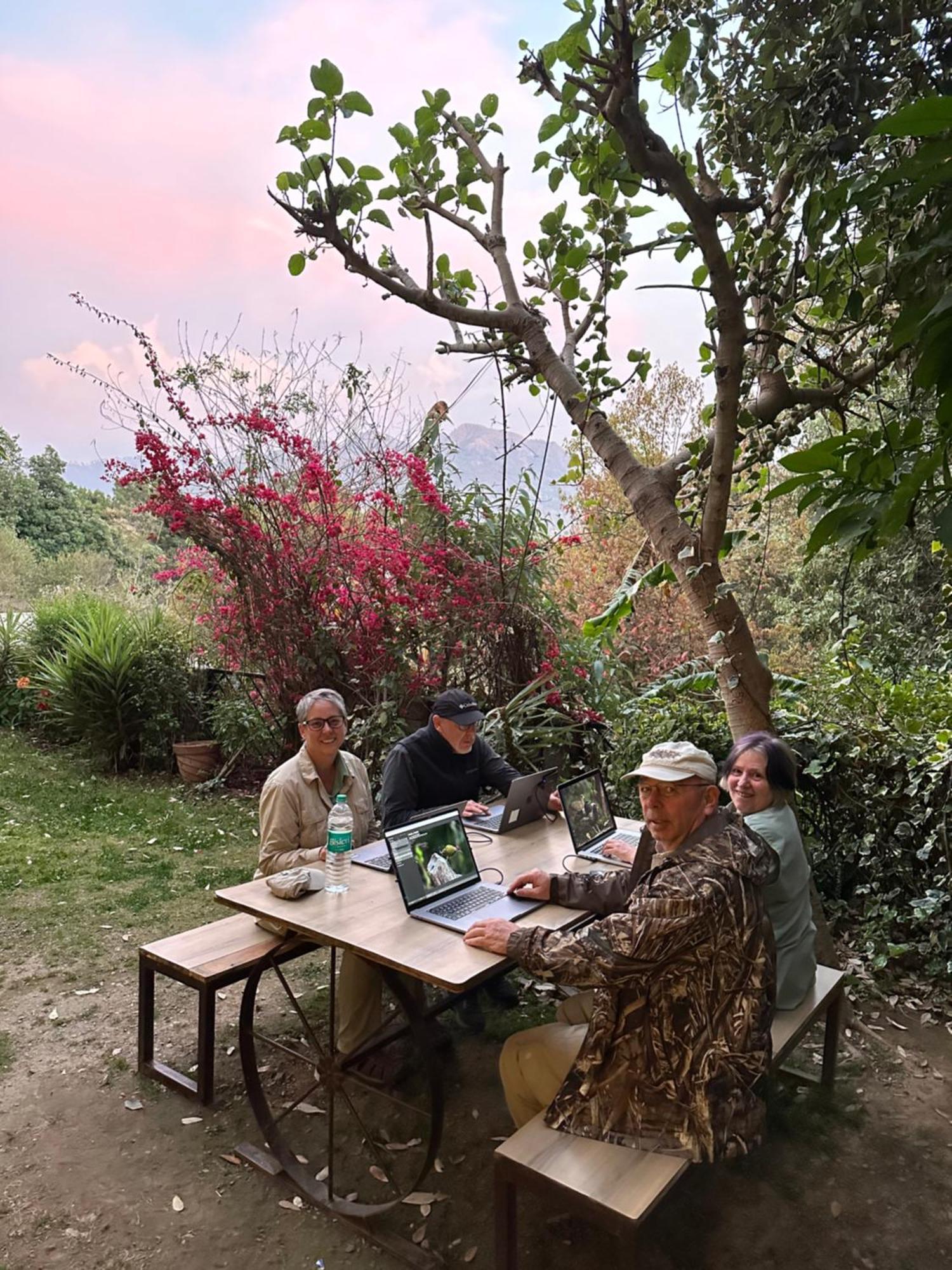 Incredible Birding Camp Appartement Bhīm Tāl Buitenkant foto